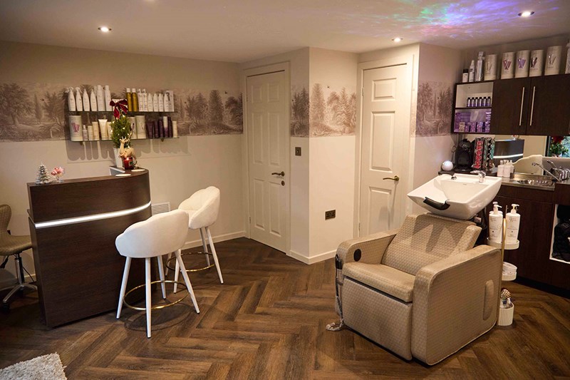 Salon counter and hair washing chair