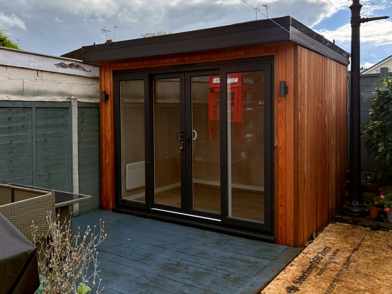 garden room for a corner location in Wetherby